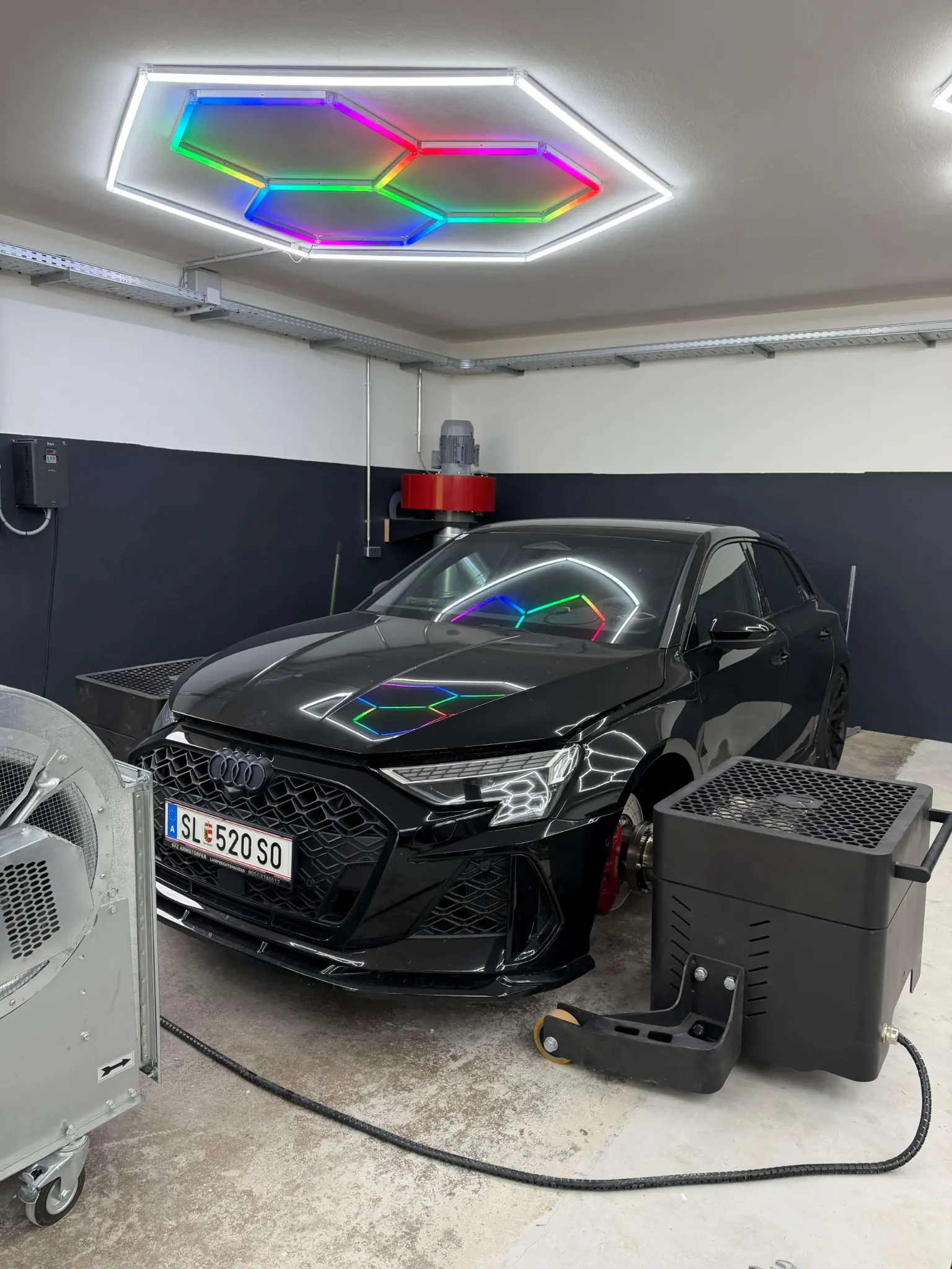 audi-schwarz-werkstatt